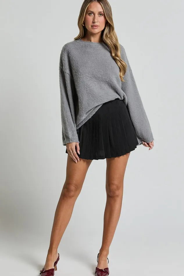 Alfie Jumper 8211 Crew Neck Relaxed Fluffy Knit Jumper In Grey Women Showpo Knitwear