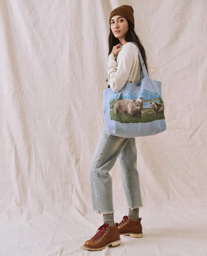 Bags Women039s The Great The Tote Light Indigo With Bear Graphic