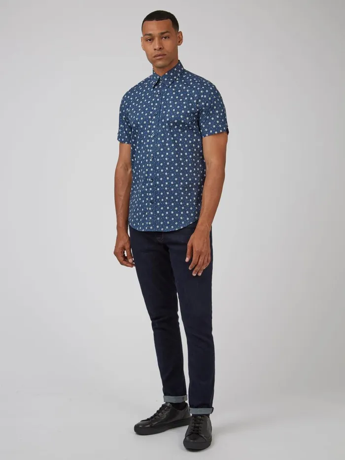 Ben Sherman Archive Print Shirts Men Scatter Print ShortSleeve Shirt 8211 Dark Blue Ben Sherman Archive Print Shirts Men Scatter Print ShortSleeve Shirt 8211 Dark Blue