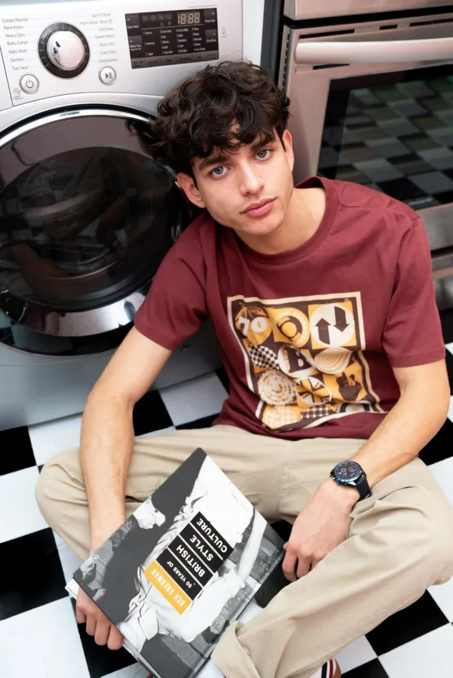 Ben Sherman TShirts and Graphic Tees Men Signature 1970s Graphic Tee