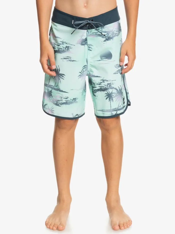 Boys Quiksilver Boardshorts Boy039s 816 Surfsilk Scallop 17034 Boardshorts Beach Glass Boys Quiksilver Boardshorts Boy039s 816 Surfsilk Scallop 17034 Boardshorts Beach Glass