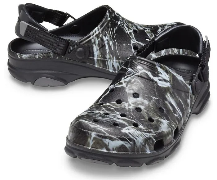 Crocs Classic AllTerrain Mossy Oak Elements Clog Black WomensMens Clogs