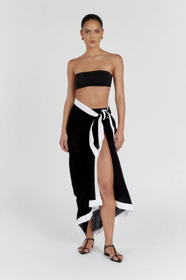 DISSH Swimsuits CALLIE BLACK BANDEAU TOP 8211 Women