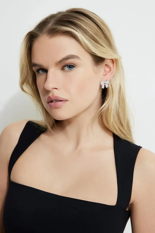 Dynamite Earrings Women Micropav Gem Bow Studs Gray