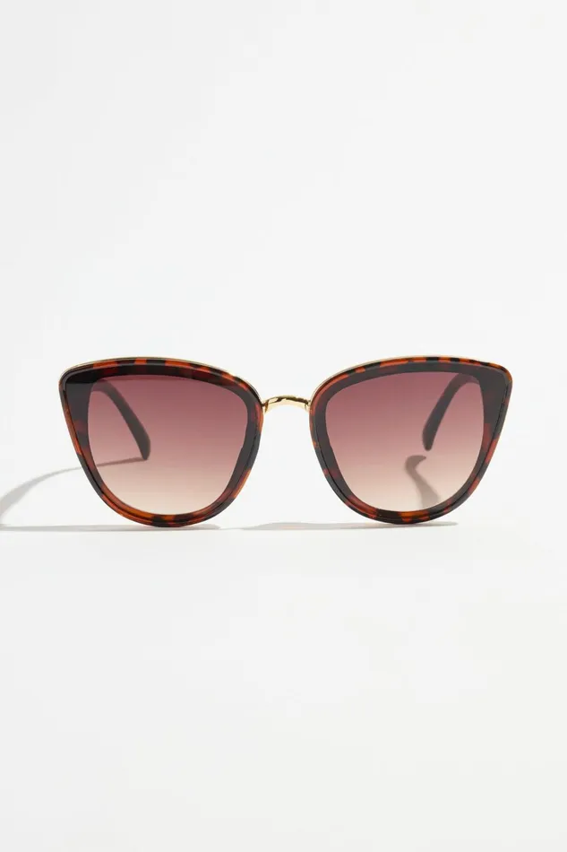 Dynamite Sunglasses Women Slight CatEye Sunglasses BROWN