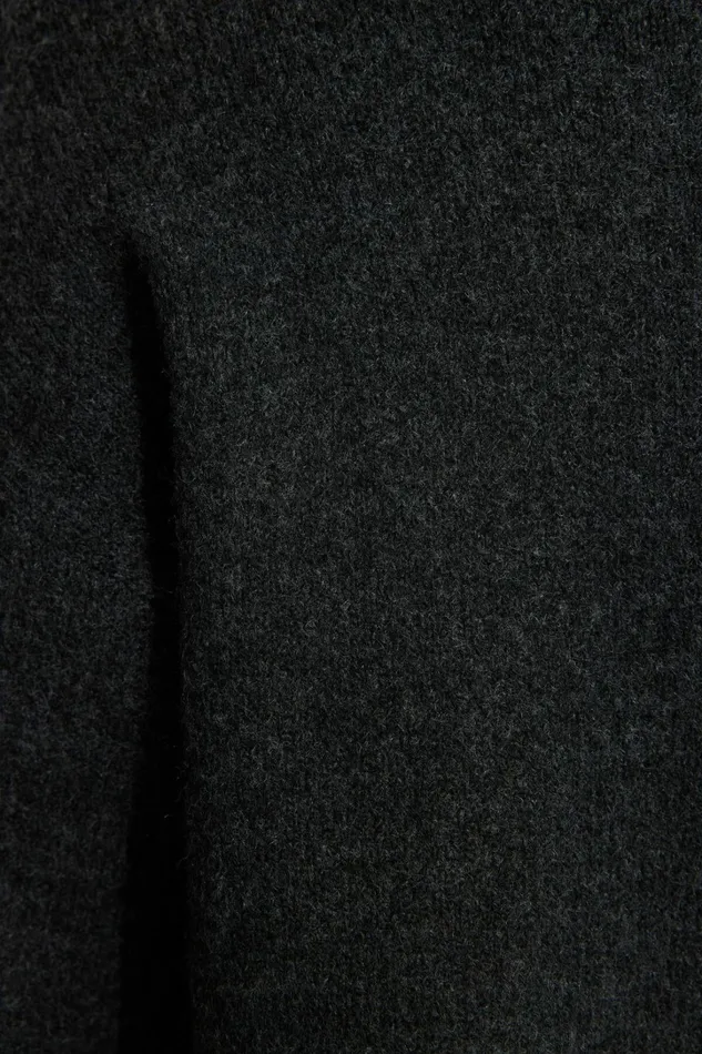 Dynamite Sweaters and Cardigans Women Heavenlyarn Cropped Turtleneck Sweater Blue