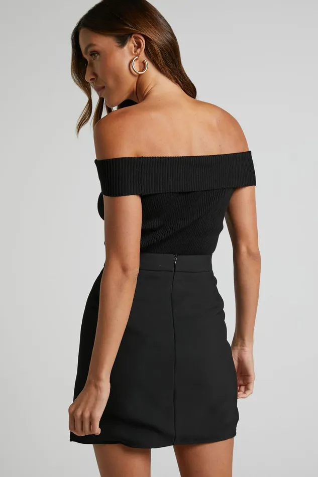 Evelenna Mini Skirt 8211 High Waisted Split Skirt In Black Women Showpo Curve Clothes