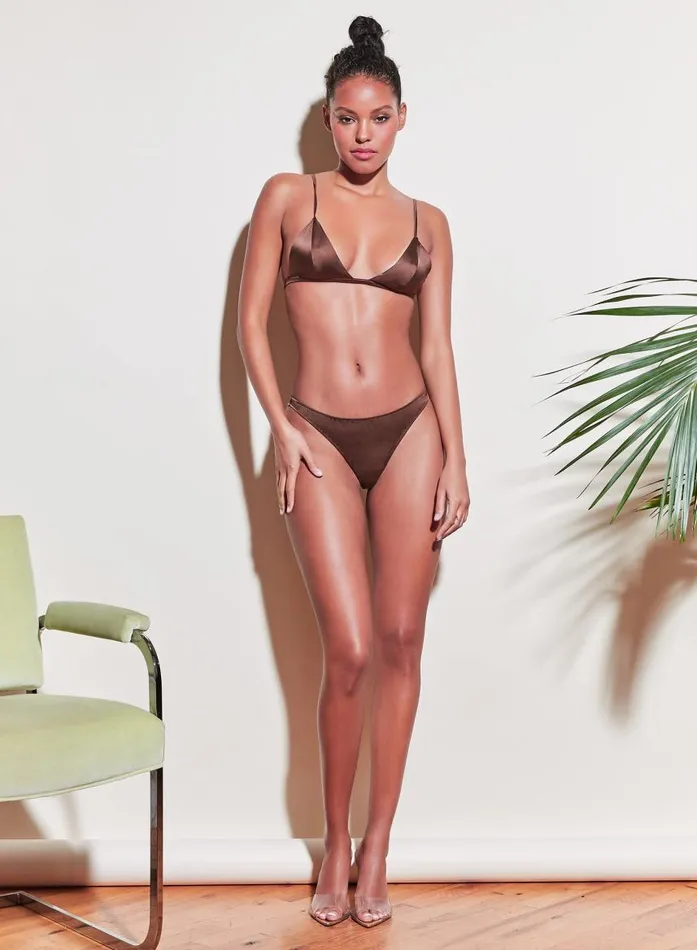 Fleur Du Mal Essentials Bras Women Luxe Triangle Bra Cocoa Fleur Du Mal Essentials Bras Women Luxe Triangle Bra Cocoa