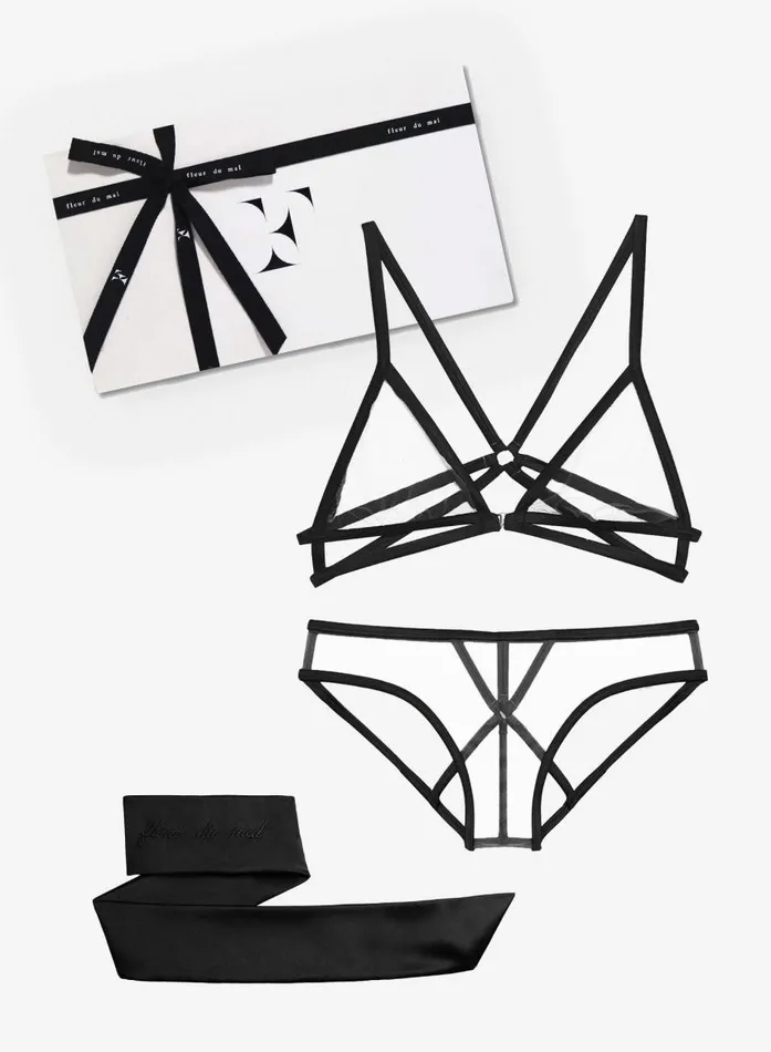 Fleur Du Mal Pleasure Women Bondage Gift Set Black