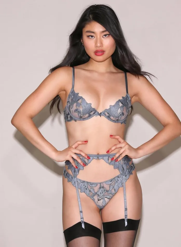 Fleur Du Mal Thongs Women Lily Embroidery Hipster Thong Mr Grey