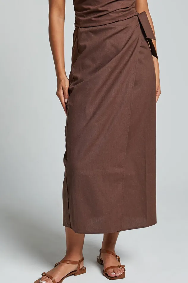 Genna Midi Skirt 8211 Linen Look Wrap Skirt In Chocolate Women Showpo Conscious
