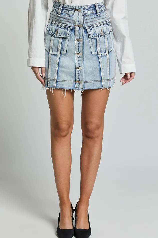 Gennlee Mini Skirt 8211 Cotton Contrast Denim Skirt In Light Wash Blue Women Showpo Conscious