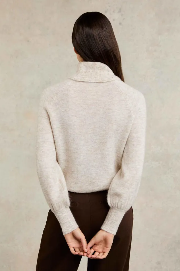 Holland Cooper Knitwear Women Maisie Roll Neck Knit Barley Holland Cooper Knitwear Women Maisie Roll Neck Knit Barley