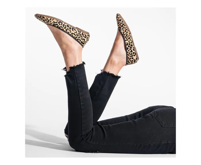 Hush Puppies Flats and SlipOns Women Chaste Ballet Black Leather Hush Puppies Flats and SlipOns Women Chaste Ballet Black Leather