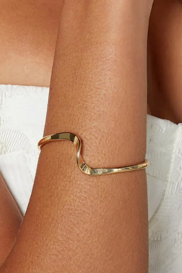 Ivy Irregular Shaped Bracelet Cuff In Gold Women Showpo Bracelets