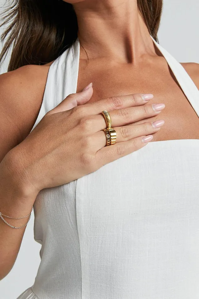 Jacintha Rings 8211 3 Pack Ring Set In Gold Women Showpo Rings