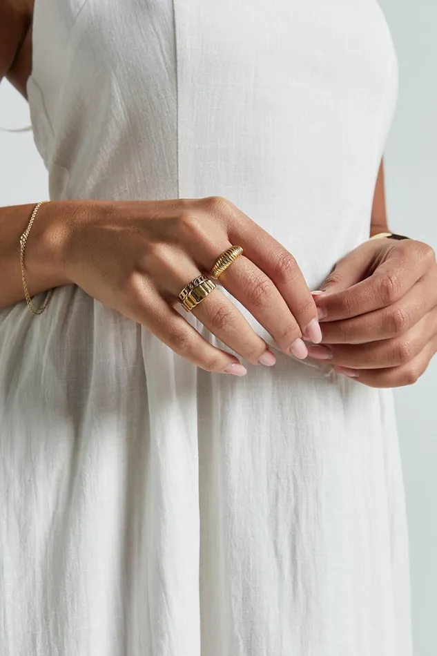 Jacintha Rings 8211 3 Pack Ring Set In Gold Women Showpo Rings