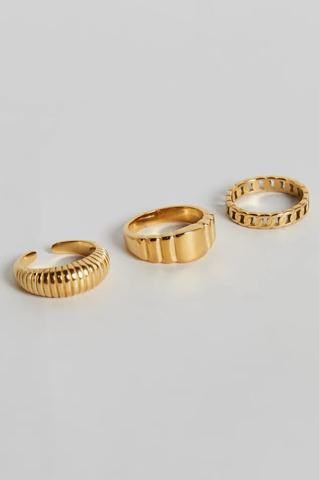 Jacintha Rings 8211 3 Pack Ring Set In Gold Women Showpo Rings
