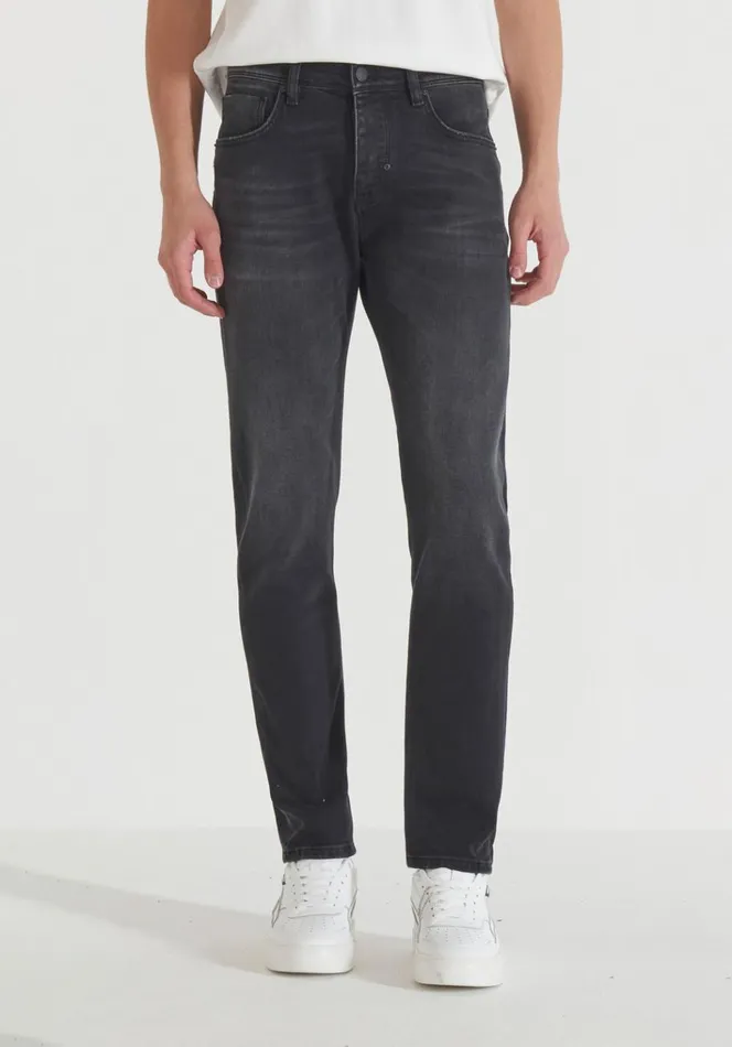 Jeans Men Antony Morato Cleve Slim Straight Fit Jeans In Black Denim Black