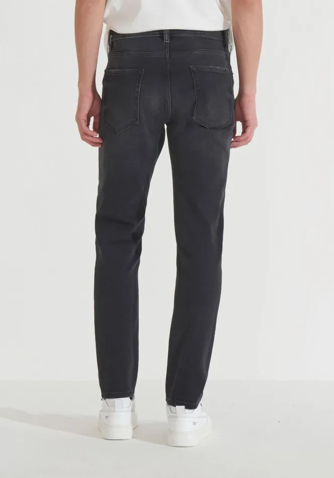 Jeans Men Antony Morato Cleve Slim Straight Fit Jeans In Black Denim Black Jeans Men Antony Morato Cleve Slim Straight Fit Jeans In Black Denim Black