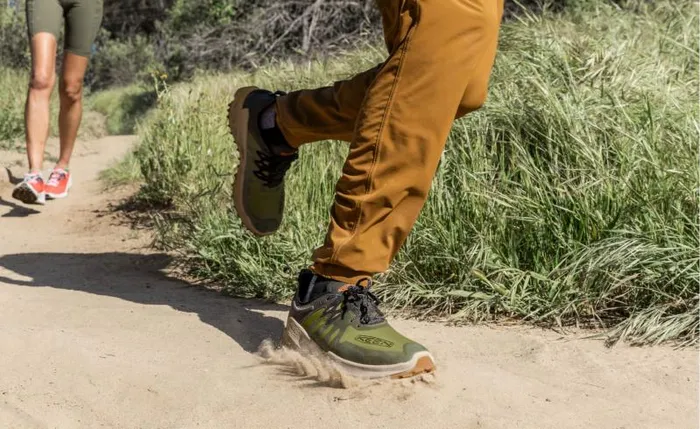 Men KEEN Shoes Zionic Speed Antique MossEvening Primrose Hiking Shoe Men KEEN Shoes Zionic Speed Antique MossEvening Primrose Hiking Shoe