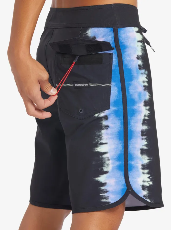 Men Quiksilver Boardshorts SurfSilk Scallop 19034 Boardshorts Black Men Quiksilver Boardshorts SurfSilk Scallop 19034 Boardshorts Black