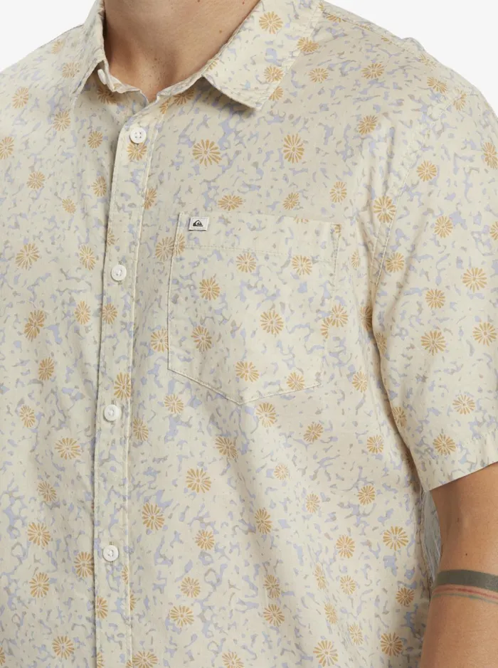 Men Quiksilver Shirts and Polos Mellow Fuzz Short Sleeve Shirt Birch Mellow Fuzz Men Quiksilver Shirts and Polos Mellow Fuzz Short Sleeve Shirt Birch Mellow Fuzz