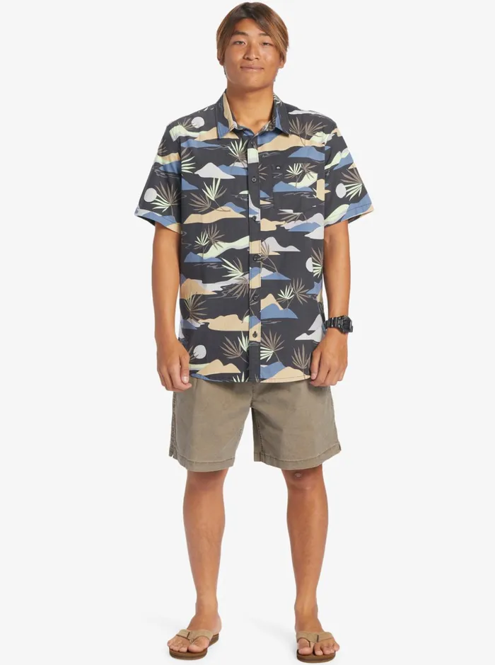 Men Quiksilver Shirts and Polos Slow Dazed Short Sleeve Shirt Tarmac Slow Daze Ss Men Quiksilver Shirts and Polos Slow Dazed Short Sleeve Shirt Tarmac Slow Daze Ss