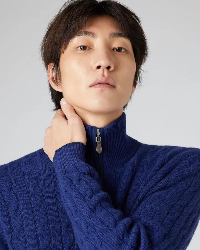 NPeal Jumpers Men Albemarle Cable Half Zip Cashmere Jumper Sapphire Blue