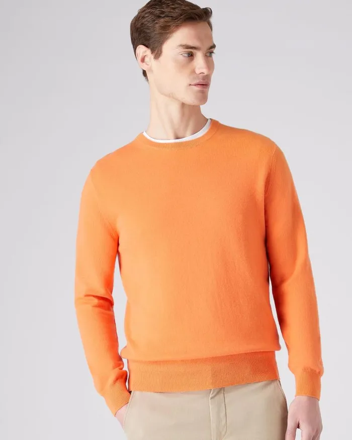 NPeal Jumpers Men The Oxford Round Neck Cashmere Jumper Papaya Orange