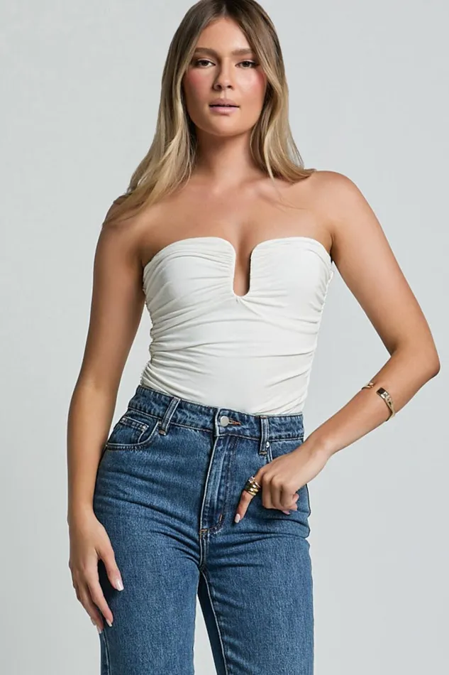 Petra Top 8211 Gathered Cut Out Jersey Top In Off White Women Showpo Tops