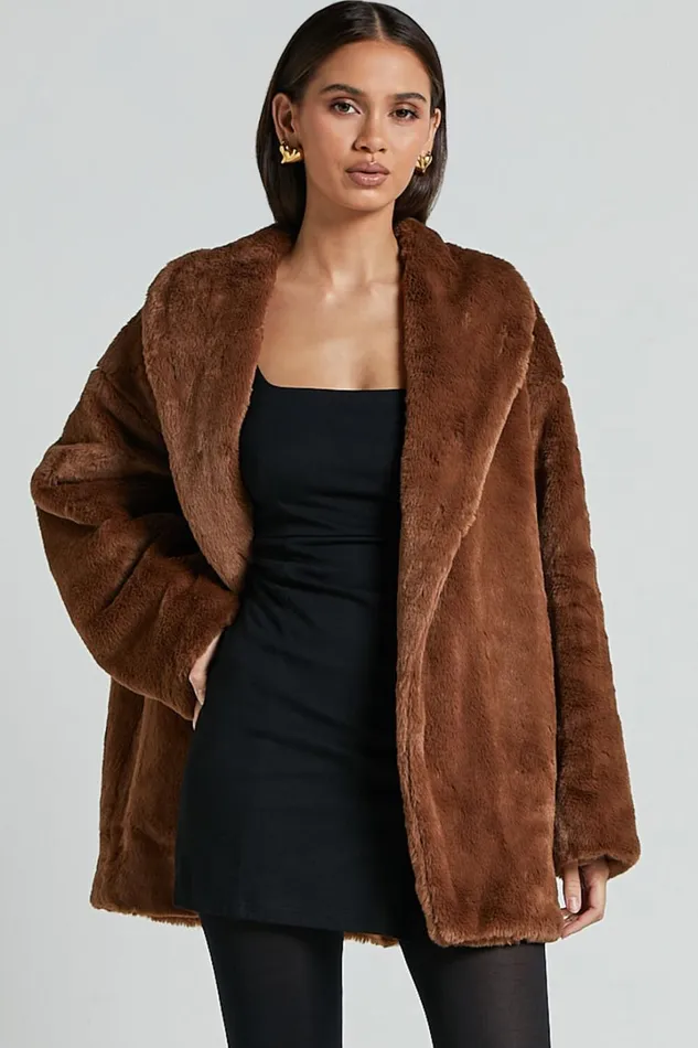 Sienna Coat 8211 Faux Fur Coat In Chocolate Women Showpo Jackets and Coats