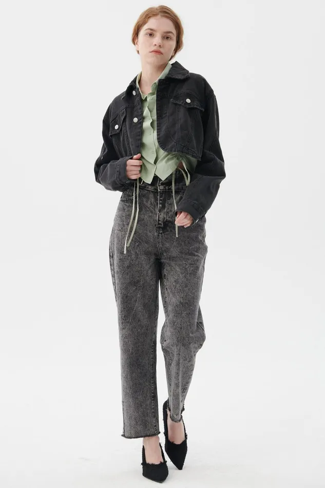Storets Lindsey Denim Cropped Jacket Women Jackets and Coats Storets Lindsey Denim Cropped Jacket Women Jackets and Coats