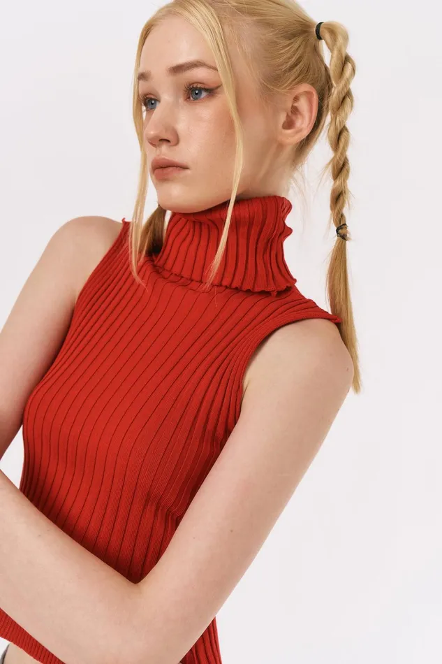Storets Lucy Ribbed Sleeveless Top Women Sweaters and Knitwears Storets Lucy Ribbed Sleeveless Top Women Sweaters and Knitwears