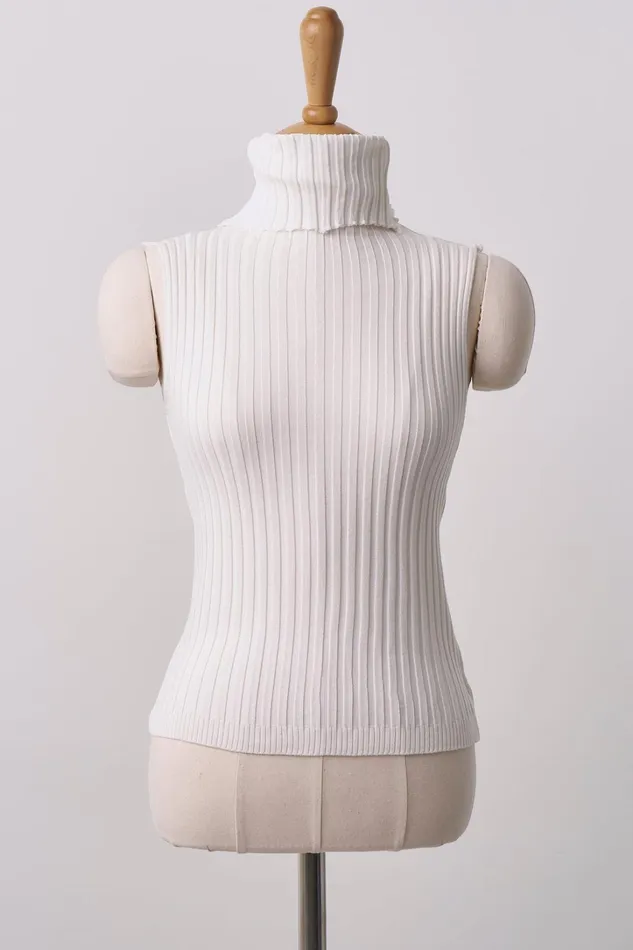 Storets Lucy Ribbed Sleeveless Top Women Sweaters and Knitwears Storets Lucy Ribbed Sleeveless Top Women Sweaters and Knitwears