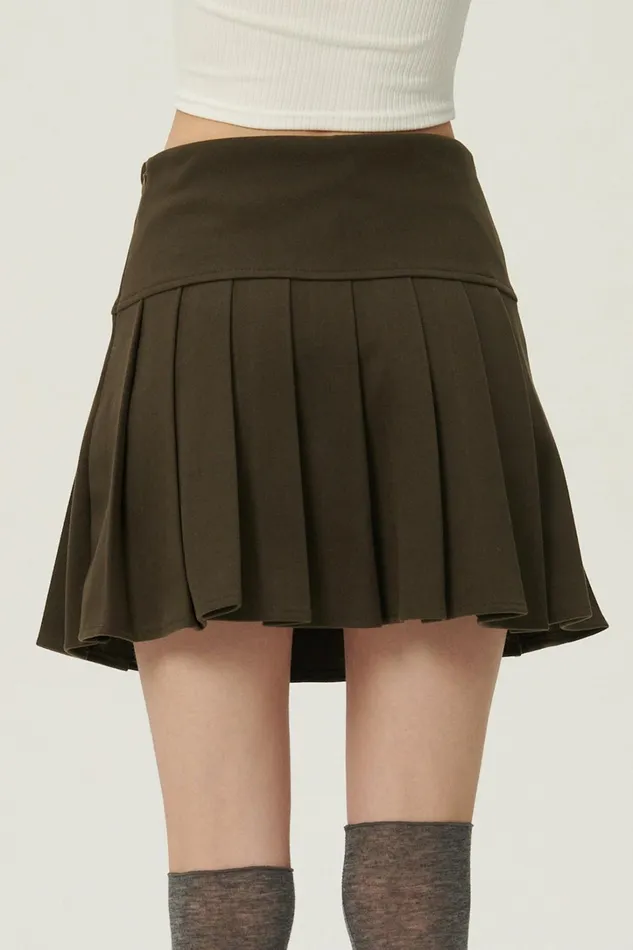 Storets Mila Gold Button Pleated Skort Women Skirts
