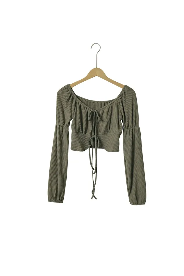 Storets Pam Puff Sleeved Cropped Top Women Shirts and Blouses Storets Pam Puff Sleeved Cropped Top Women Shirts and Blouses