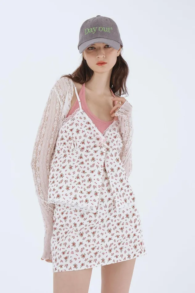 Storets Reina Lace Cropped Shrug Cardi Women Cardigan Storets Reina Lace Cropped Shrug Cardi Women Cardigan