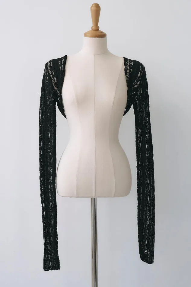 Storets Reina Lace Cropped Shrug Cardi Women Cardigan Storets Reina Lace Cropped Shrug Cardi Women Cardigan