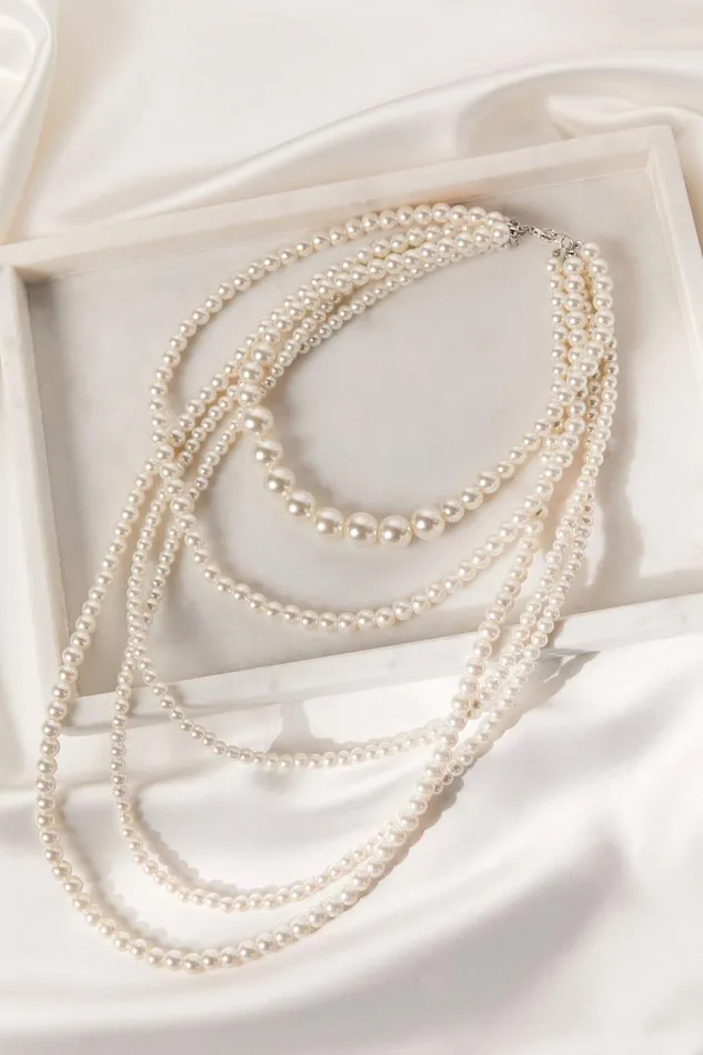 Vance Necklace 8211 Layered Pearl Necklace In White Women Showpo Necklaces