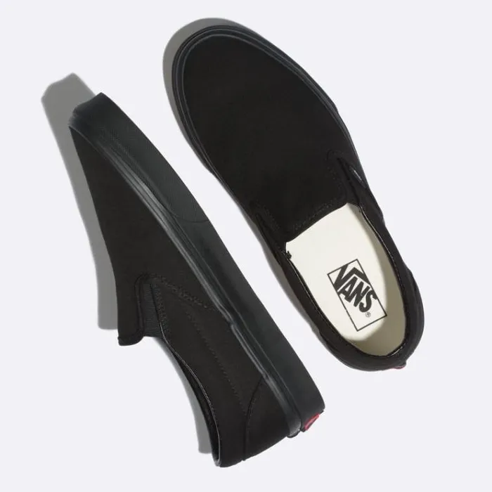 Vans SlipOn BlackBlack Womens Classics Shoes Vans SlipOn BlackBlack Womens Classics Shoes
