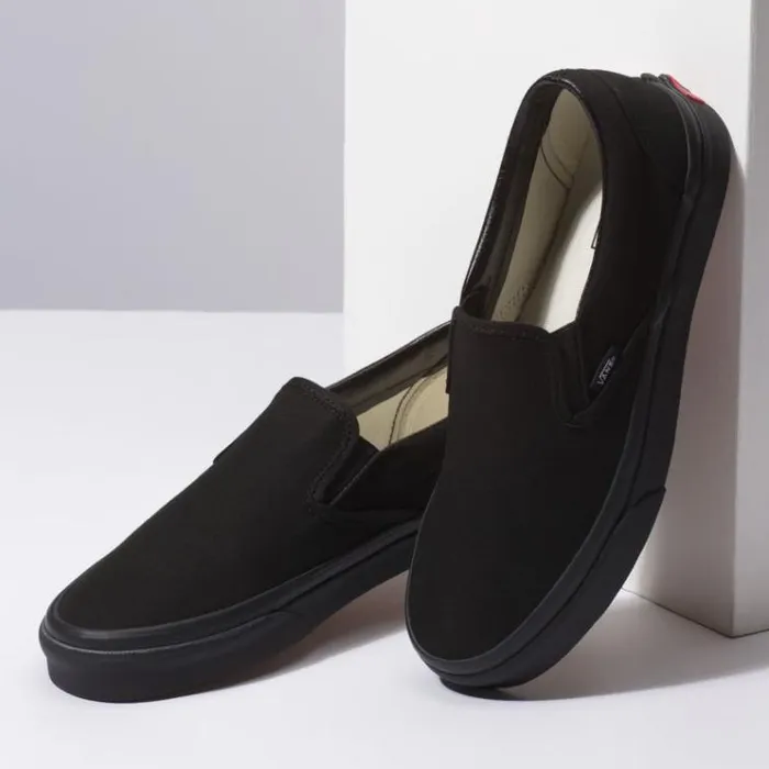 Vans SlipOn BlackBlack Womens Classics Shoes Vans SlipOn BlackBlack Womens Classics Shoes