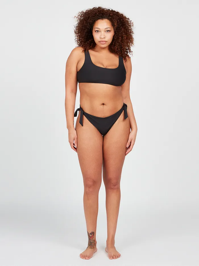 Volcom EcoTrue Swim Simply Seamless Scoop Plus Size Bikini Top 8211 Black Black 8211 Womens