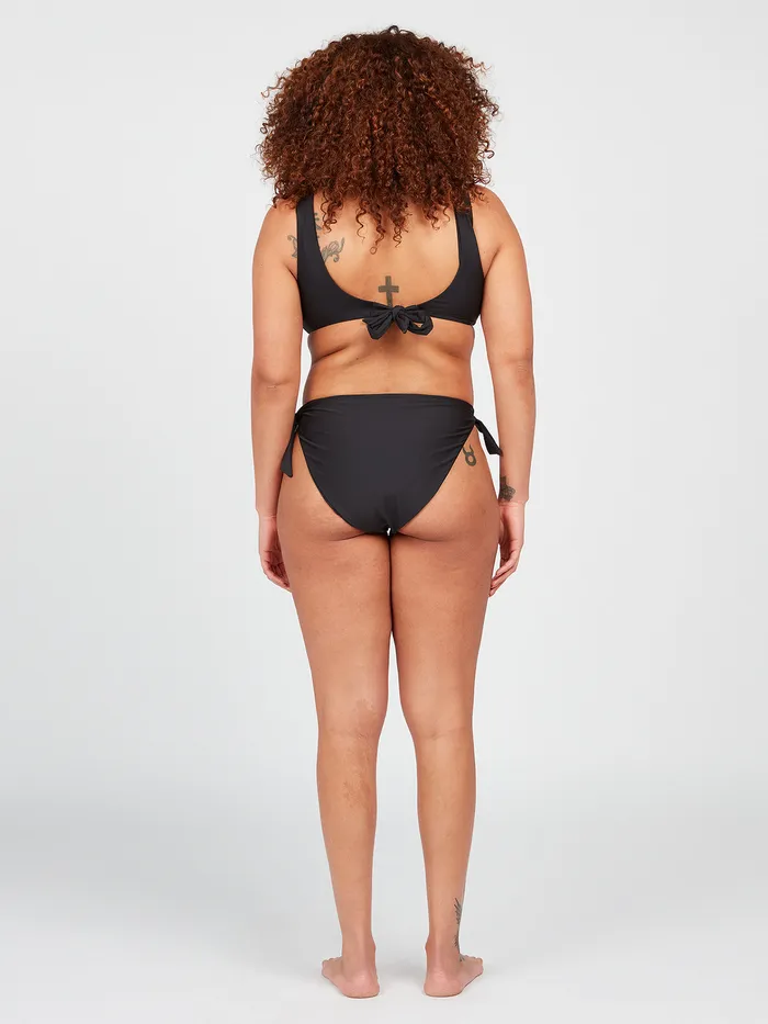 Volcom EcoTrue Swim Simply Seamless Scoop Plus Size Bikini Top 8211 Black Black 8211 Womens