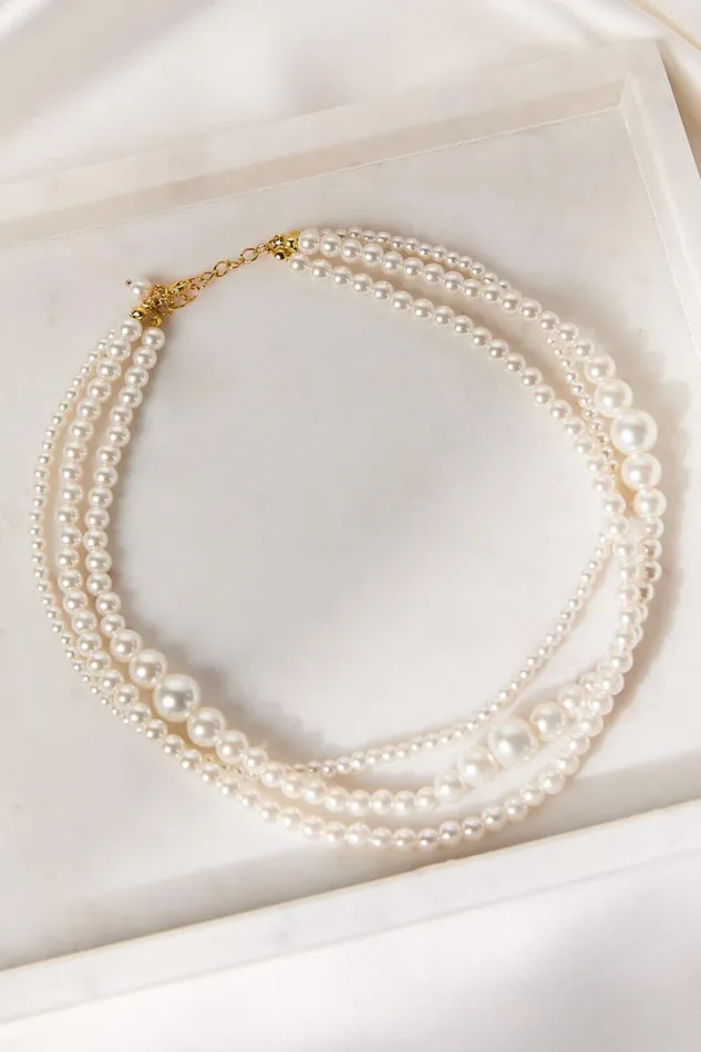 Walter Necklace 8211 Layered Pearl Necklace In White Women Showpo Necklaces