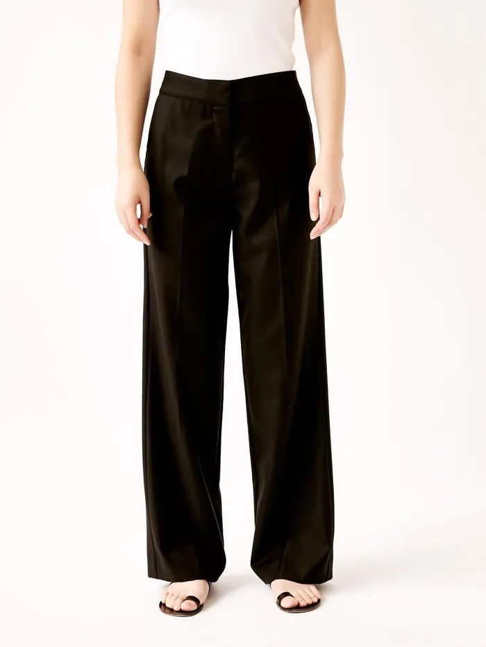 Women Arnsdorf 8211 Suit Trouser In Black The UNDONE Pants