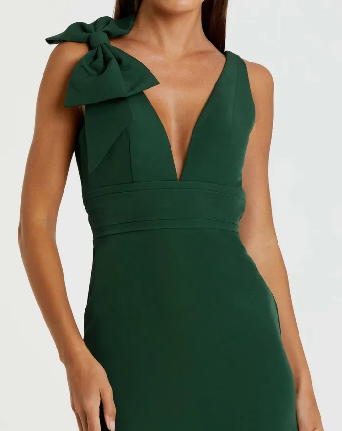 Women Best Sellers Mac Duggal Dark Green Sleeveless V Neck Bow Detail Mermaid Gown Emerald