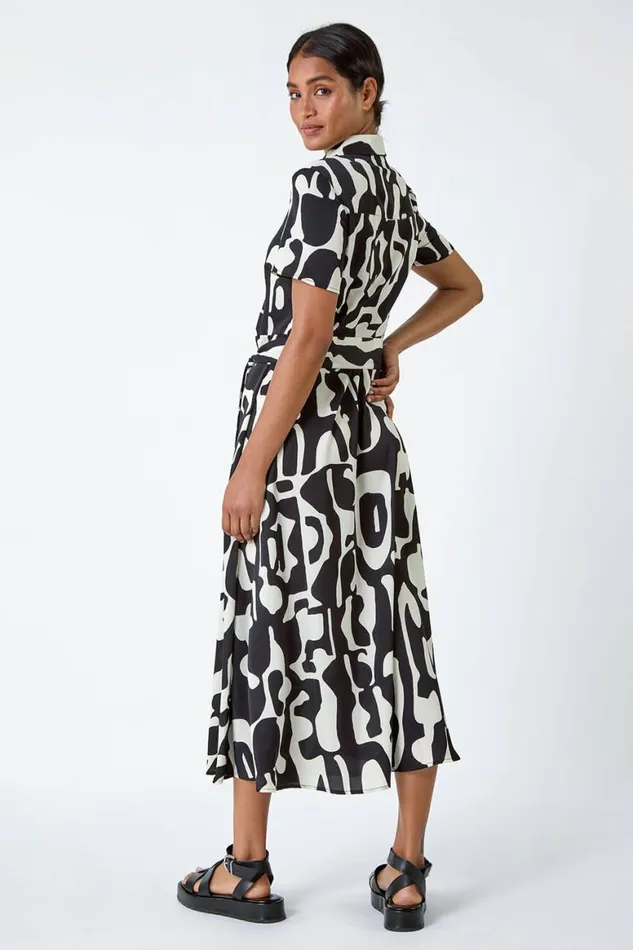 Women Black Abstract Print Fit and Flare Shirt Dress Roman Dresses