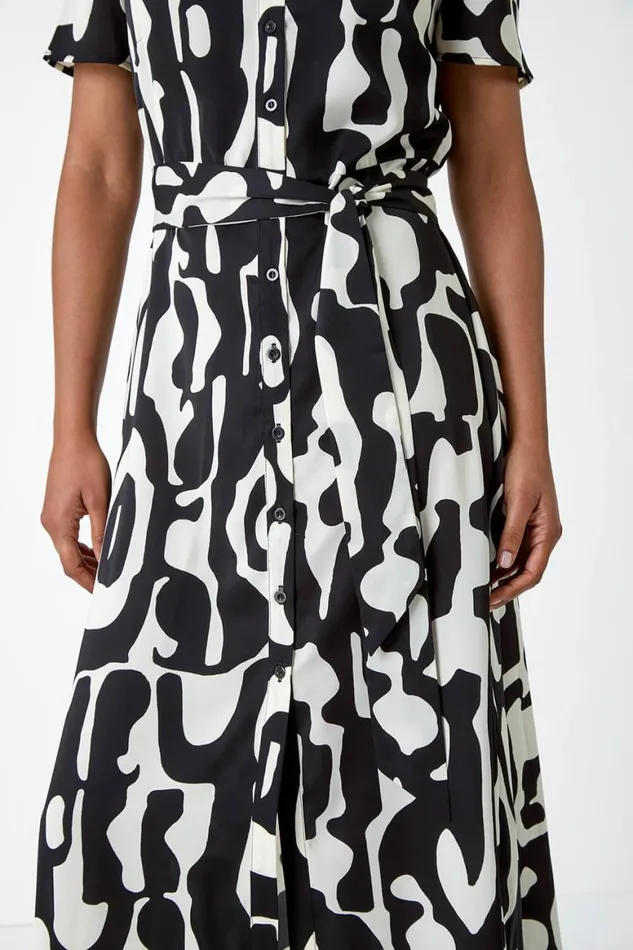 Women Black Abstract Print Fit and Flare Shirt Dress Roman Dresses