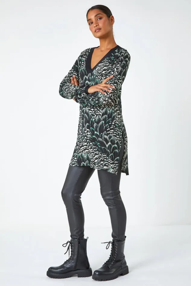 Women Black Abstract Stretch Jersey VNeck Tunic Top Roman Tops